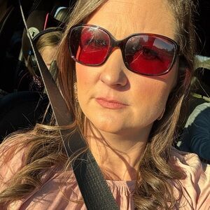 Meet your Posher, Christian